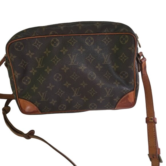 Louis Vuitton Monogram Trocadero 27 Shoulder Bag 12"x8"x3" Classic Coated - Picture 3 of 8